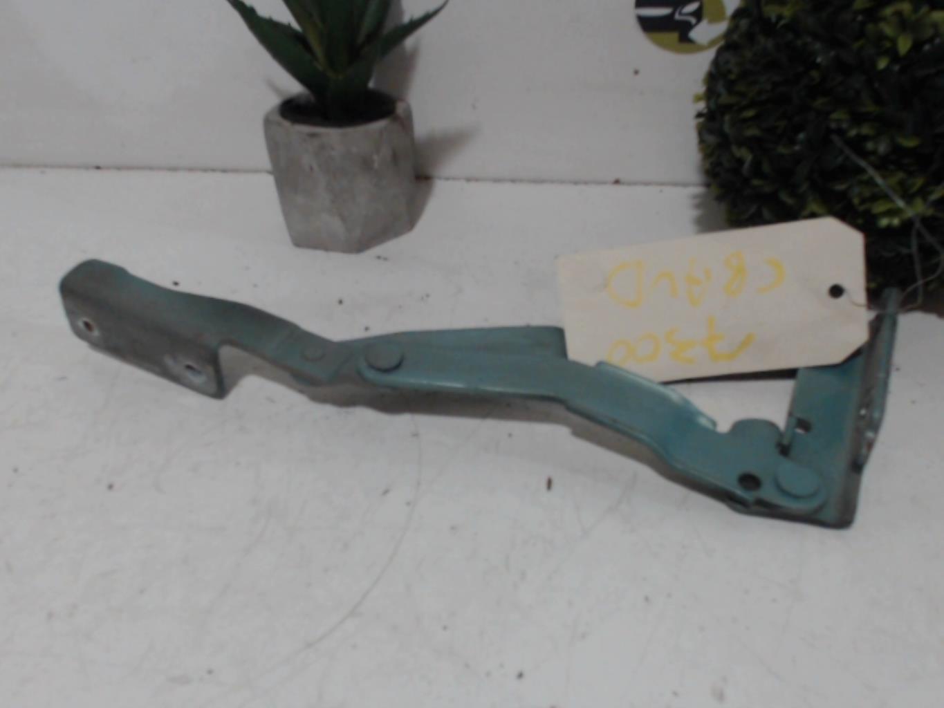 Charniere de capot CITROEN C8 Diesel - 1