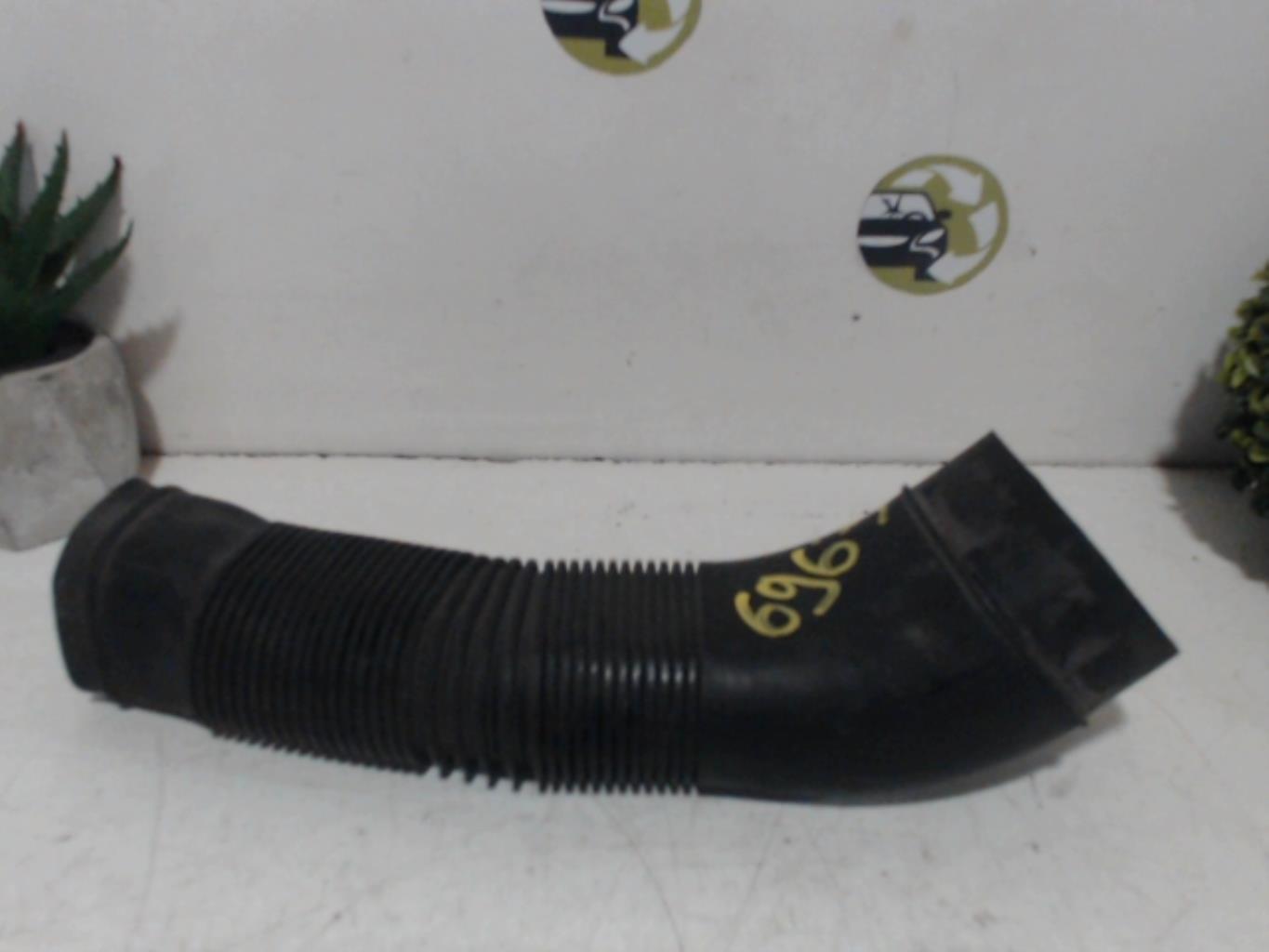 Conduite d'air VOLKSWAGEN POLO 4 PHASE 1 Diesel - 1