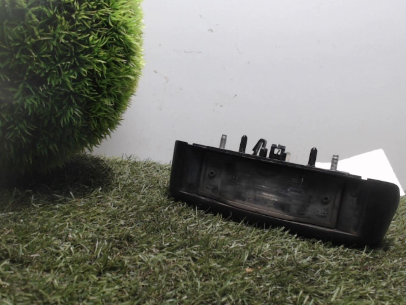 Eclairage de plaque OPEL VIVARO 1 PHASE 1 Diesel - 1
