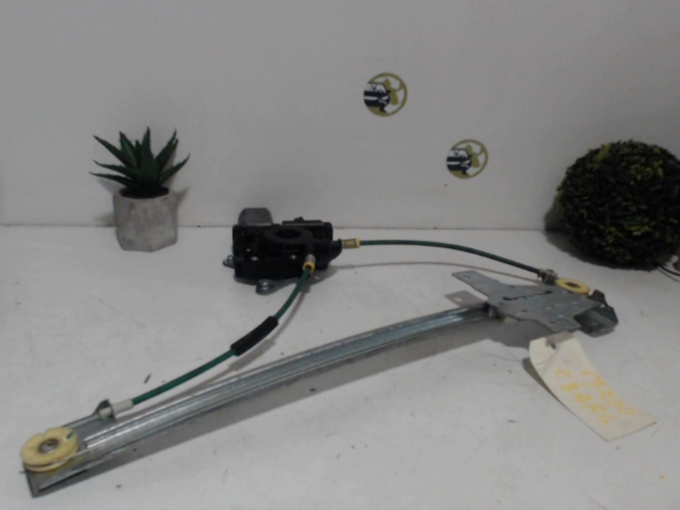 Leve vitre electrique arriere gauche CITROEN C8 Diesel - 1