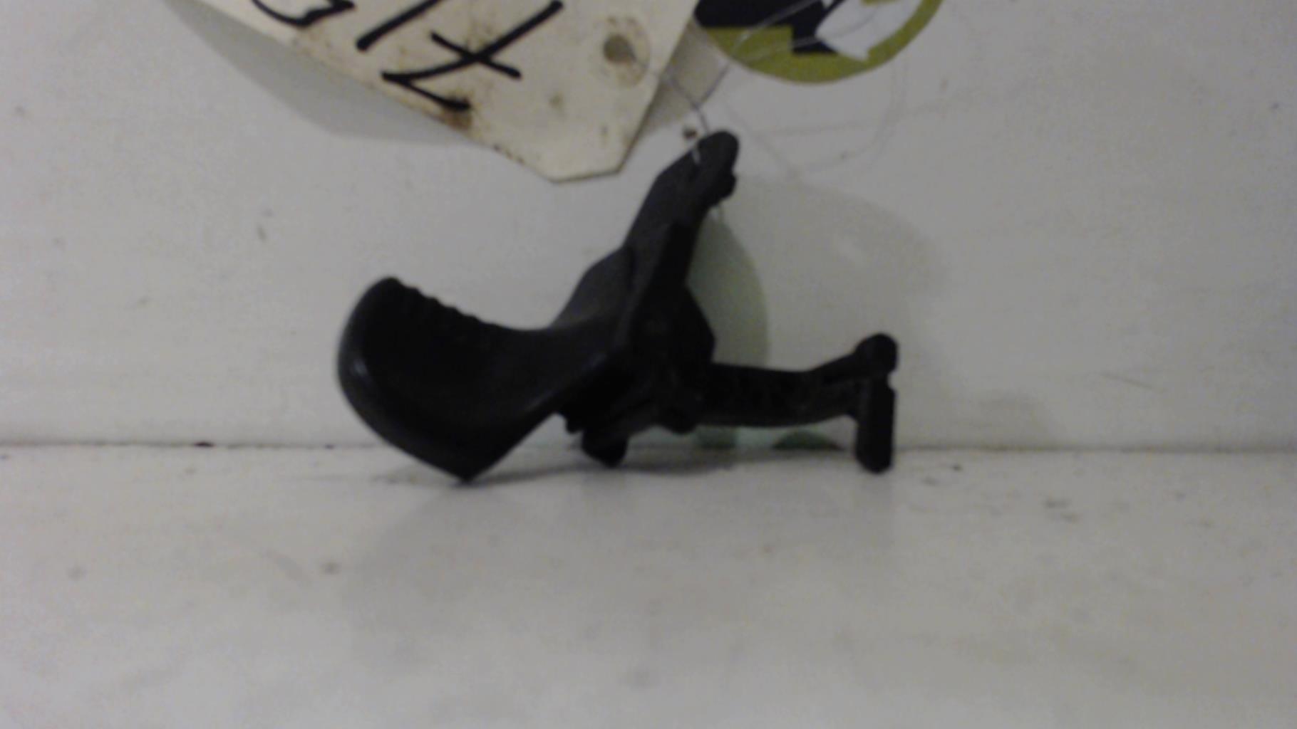 Poignee interieur avant droit RENAULT TWINGO 1 PHASE 2 Essence - 1
