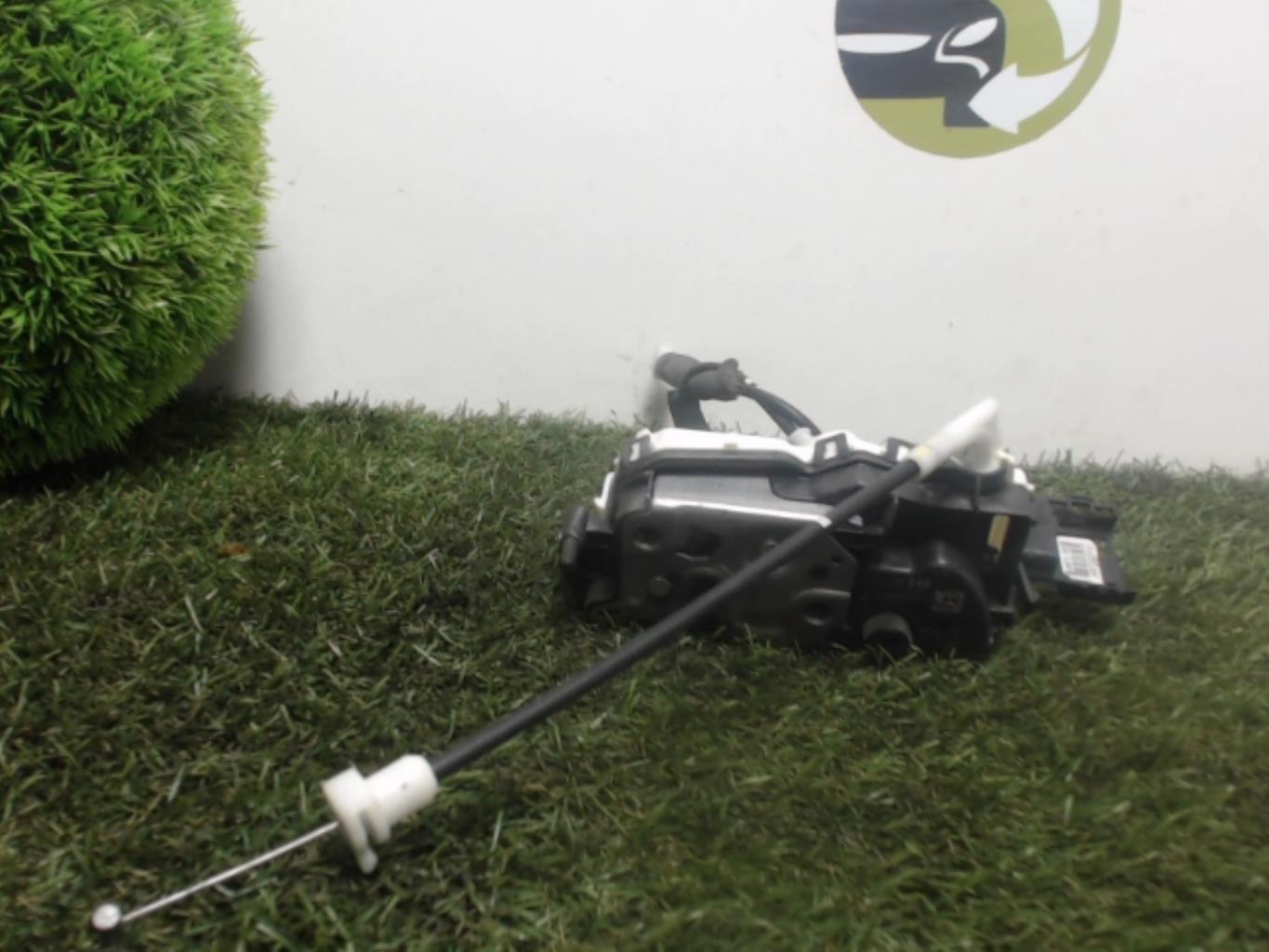 Serrure arriere droit CITROEN C3 2 PHASE 1 Essence - 1