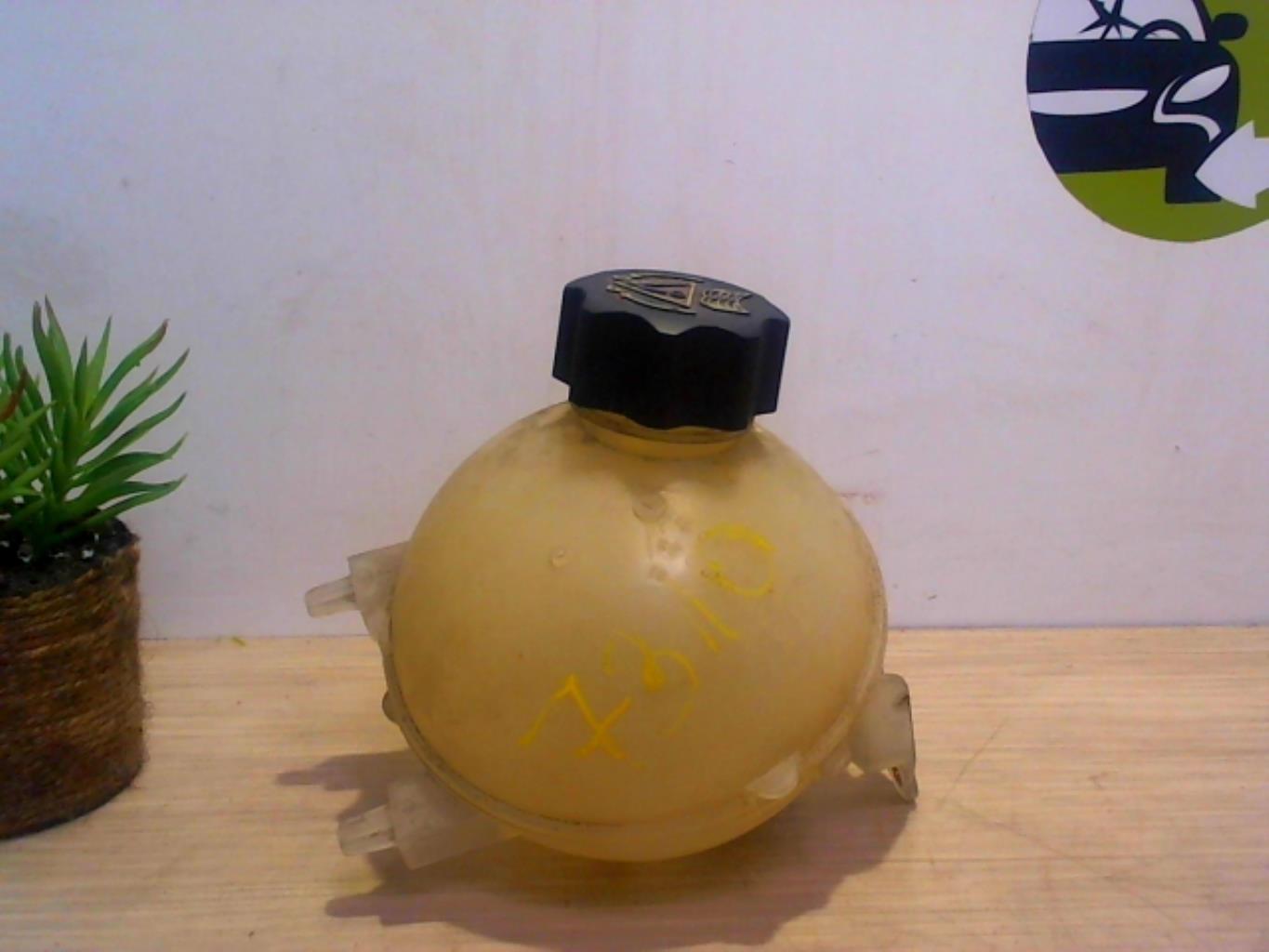 Vase d'expansion CITROEN C4 PICASSO 1 Diesel - 1