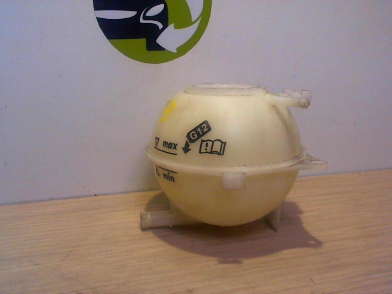 Vase d'expansion VOLKSWAGEN POLO 4 PHASE 1 Diesel - 1
