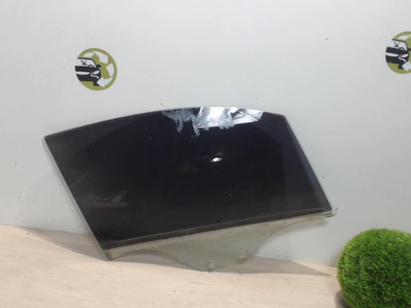 Vitre avant droit CHEVROLET SPARK PHASE 1 GPL - 1