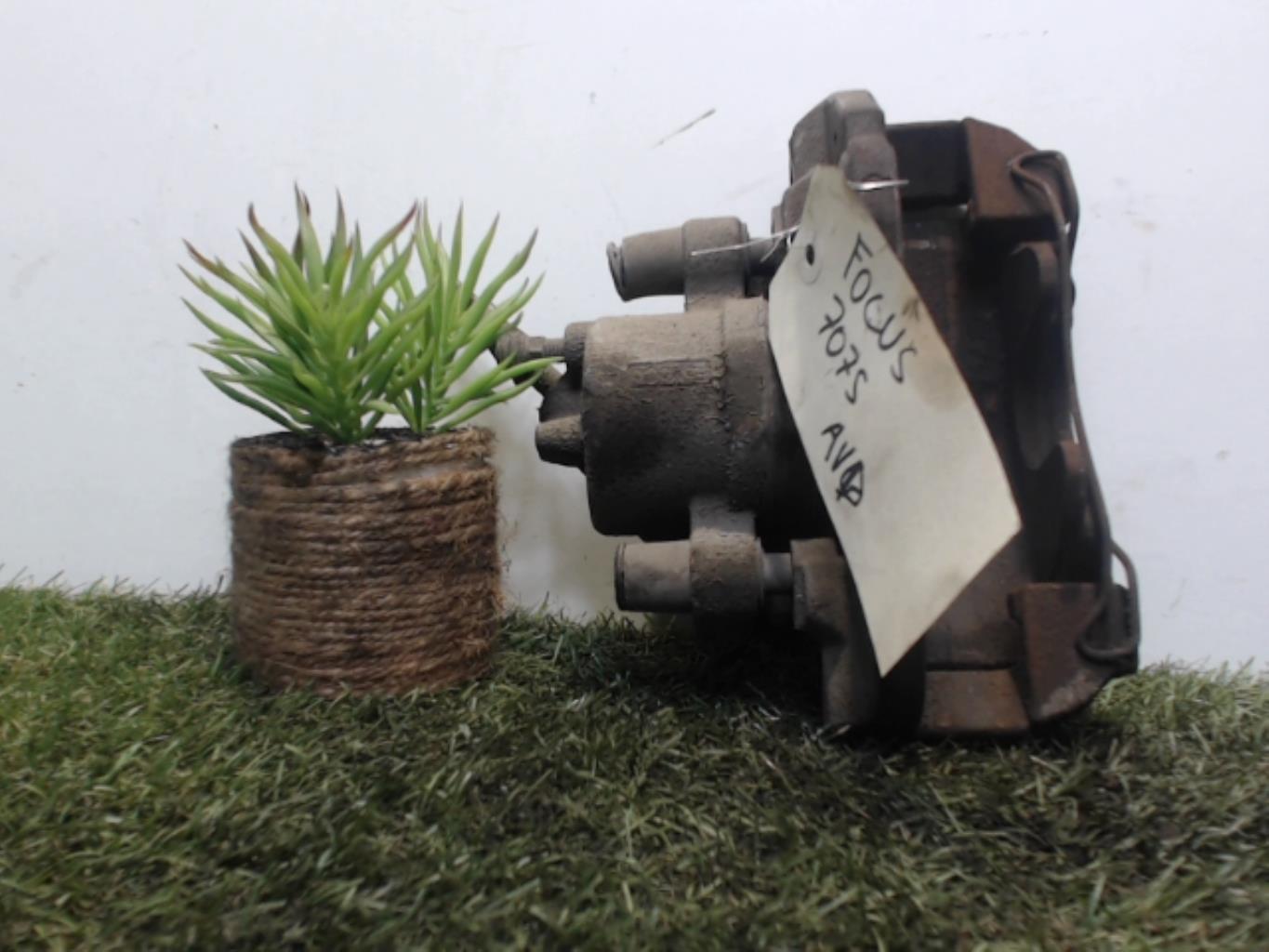Etrier avant droit (freinage) FORD FOCUS 2 PHASE 1 Diesel - 1