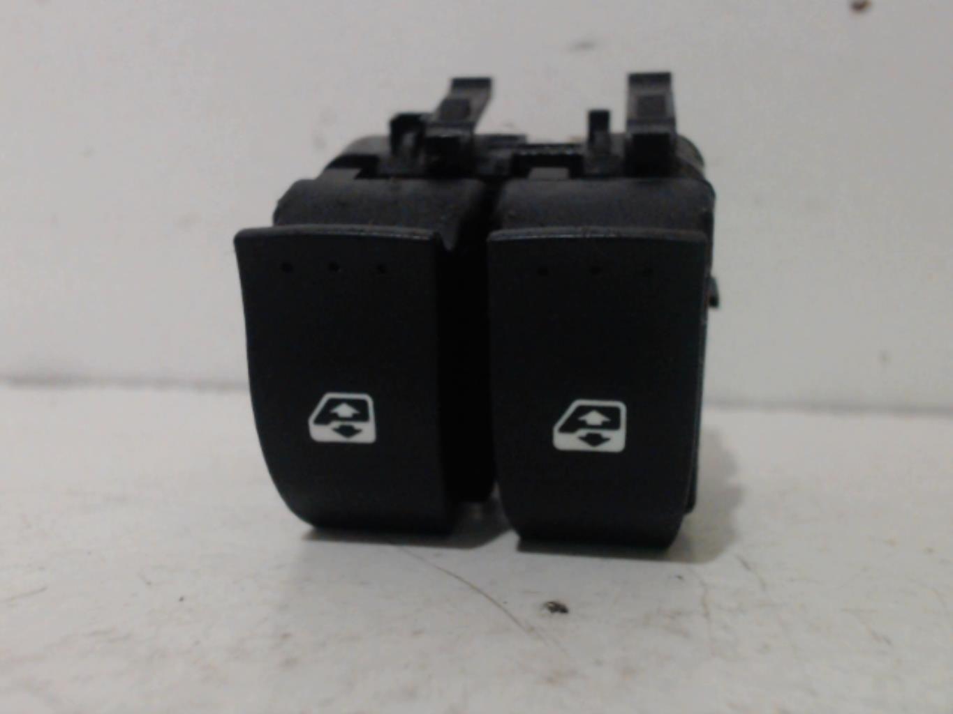 Interrupteur de leve vitre RENAULT LAGUNA 2 PHASE 2 Diesel - 1