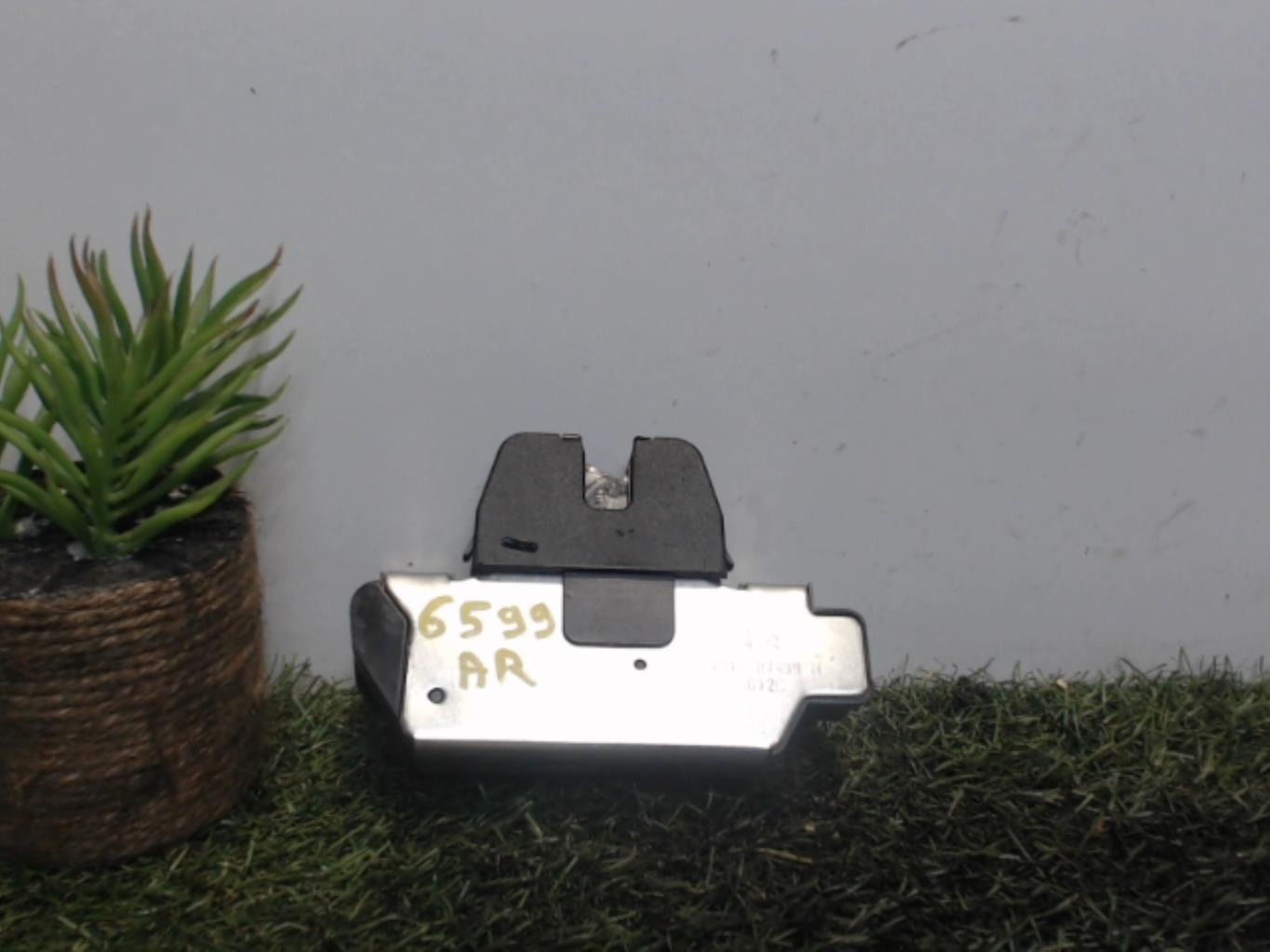 Serrure de hayon CITROEN C3 2 PHASE 1 Diesel - 1