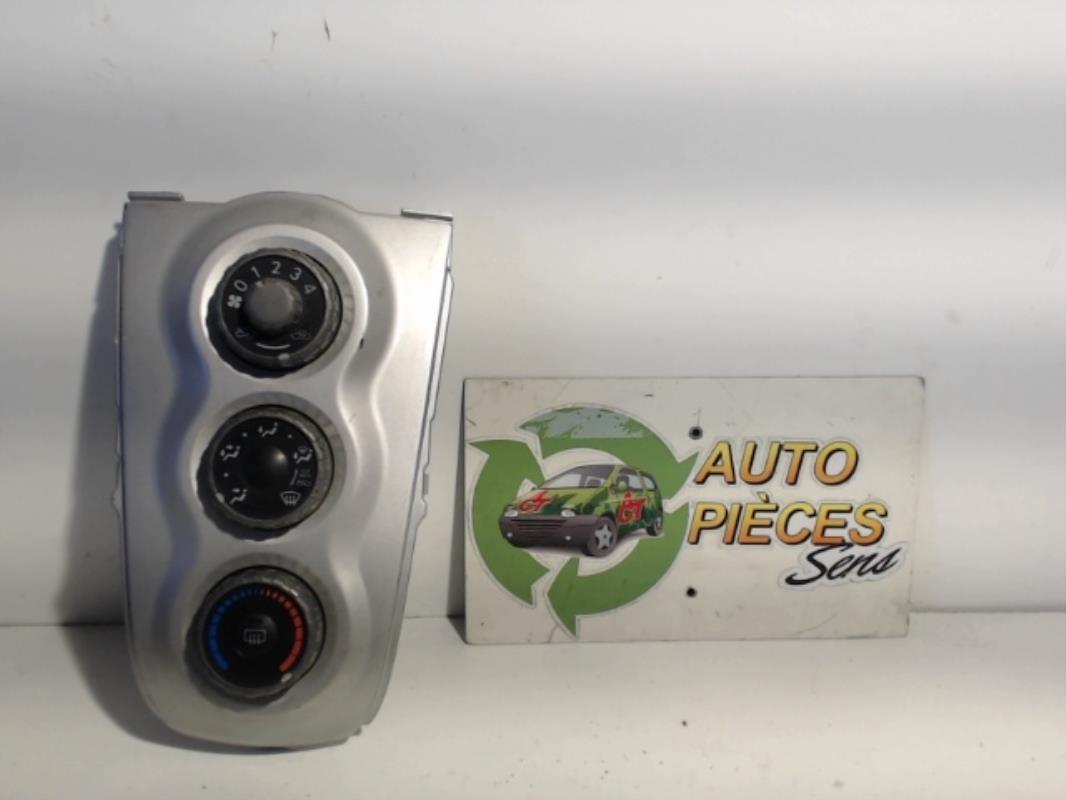 Commande chauffage TOYOTA YARIS 2 PHASE 1 Essence - 1