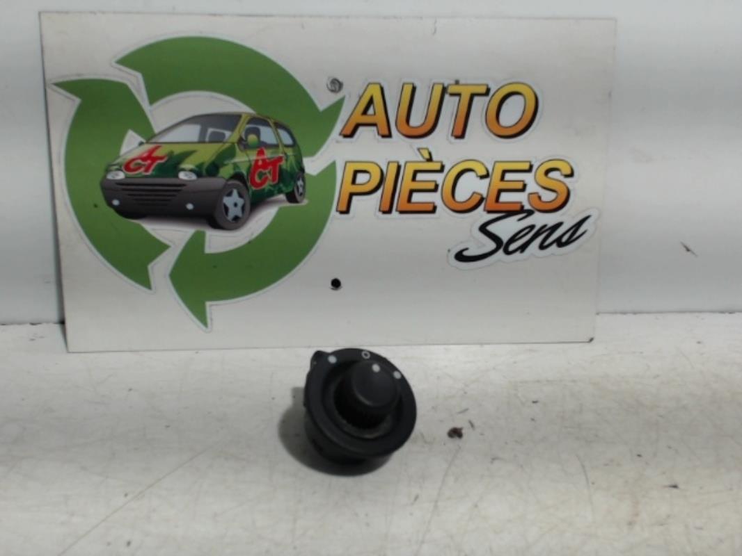 Commande retroviseurs RENAULT MEGANE 2 PHASE 1 Diesel - 1