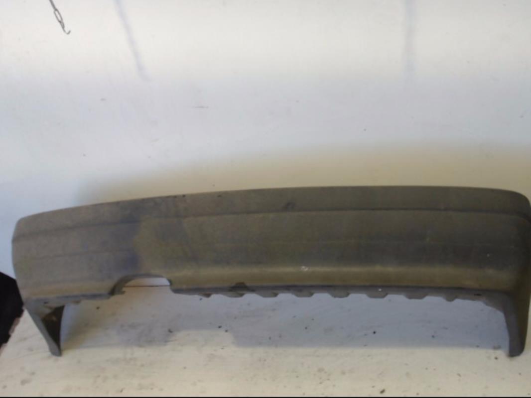 Pare choc arriere AUDI 80 1  - 1