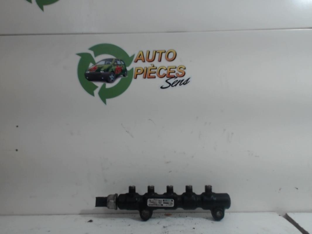 Rampe injection PEUGEOT 308 2 SW PHASE 1 BREAK Diesel - 1