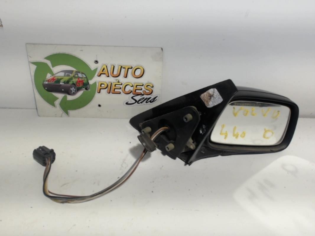 Retroviseur droit VOLVO 440  - 1