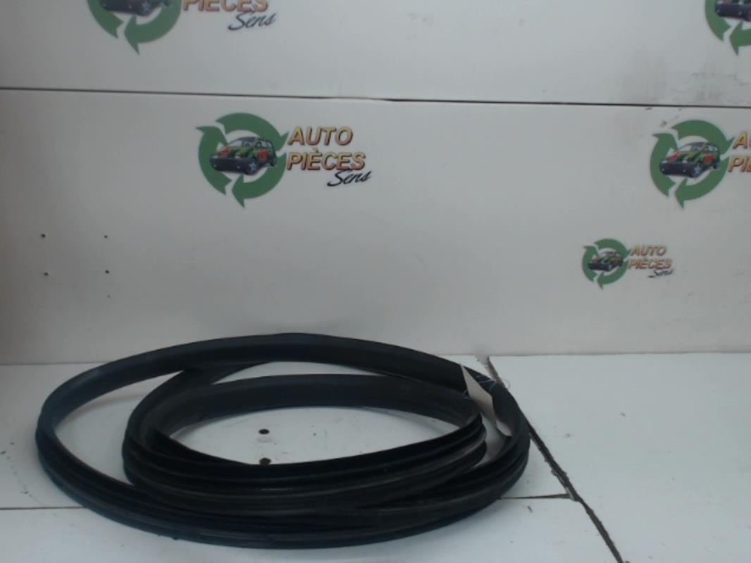 Joint de porte avant droite RENAULT TWINGO 2 PHASE 1 Diesel - 1