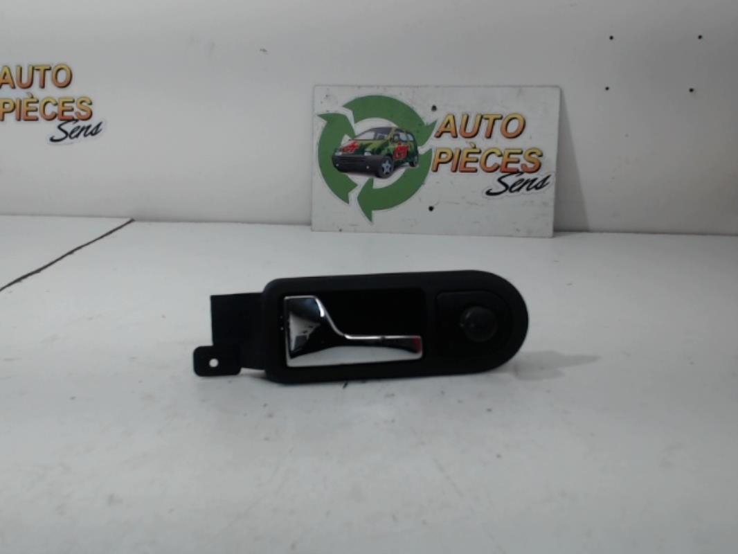 Poignee interieur avant gauche VOLKSWAGEN GOLF 4  - 1