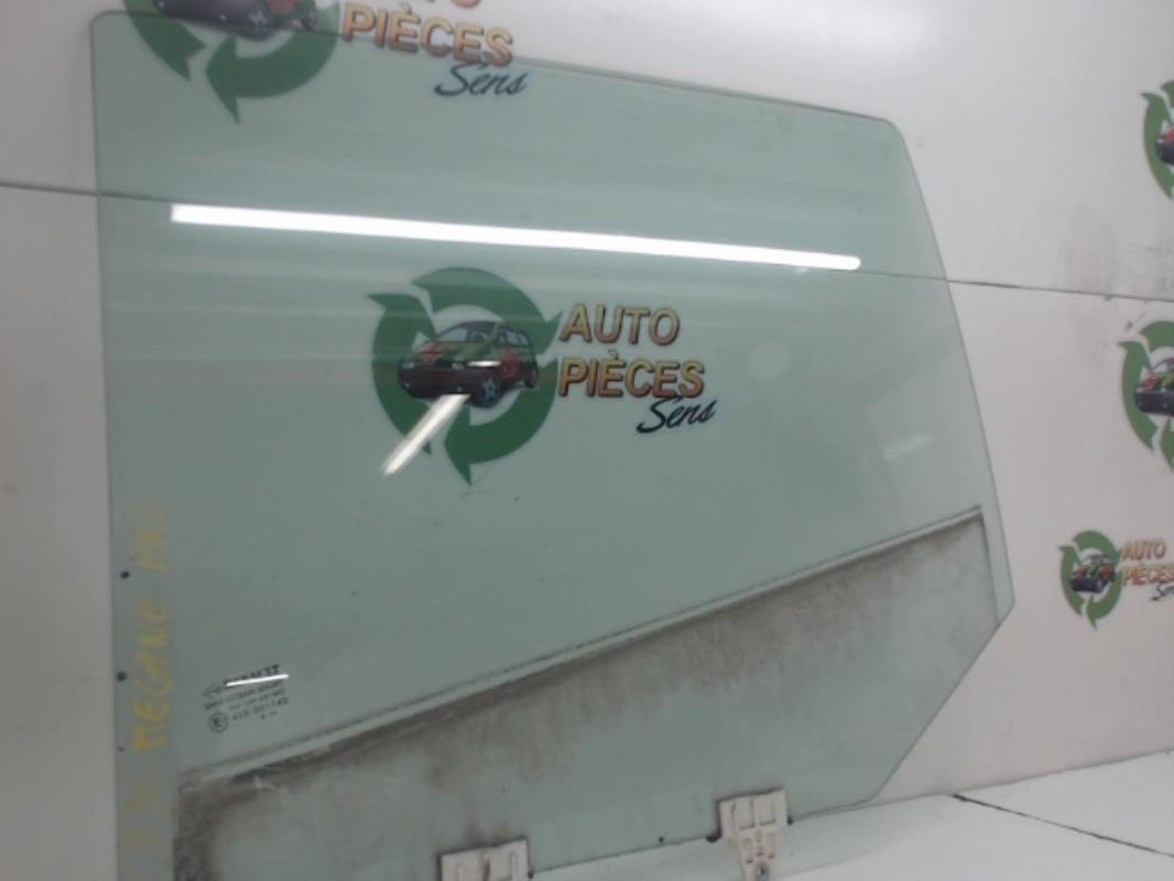 Vitre arriere gauche RENAULT MEGANE 3 PHASE 1 Diesel - 1