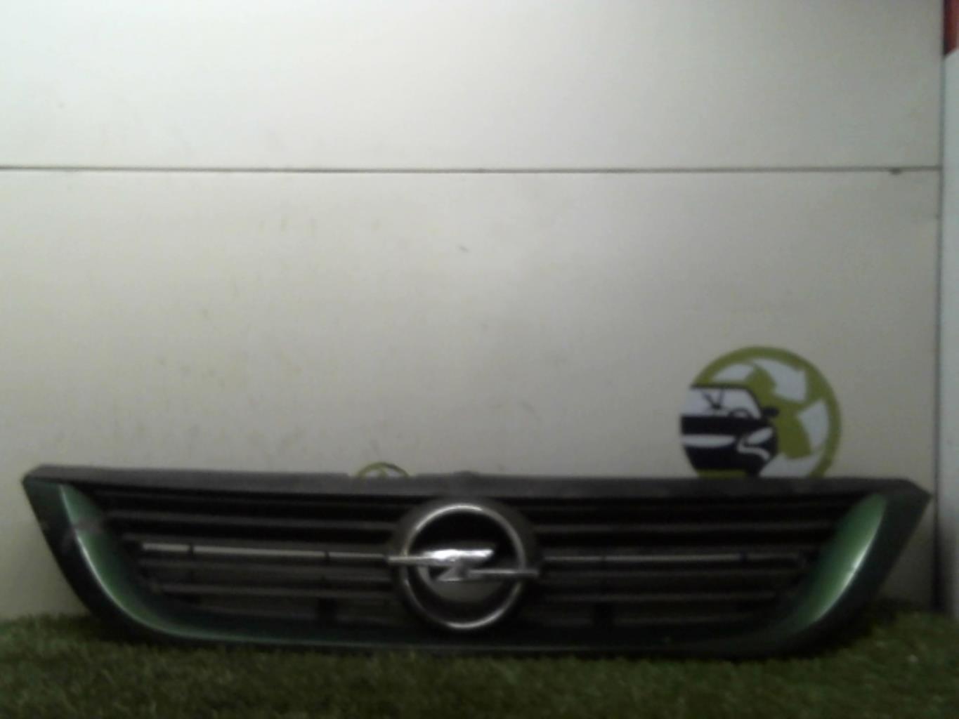 Calandre OPEL VECTRA B  - 1