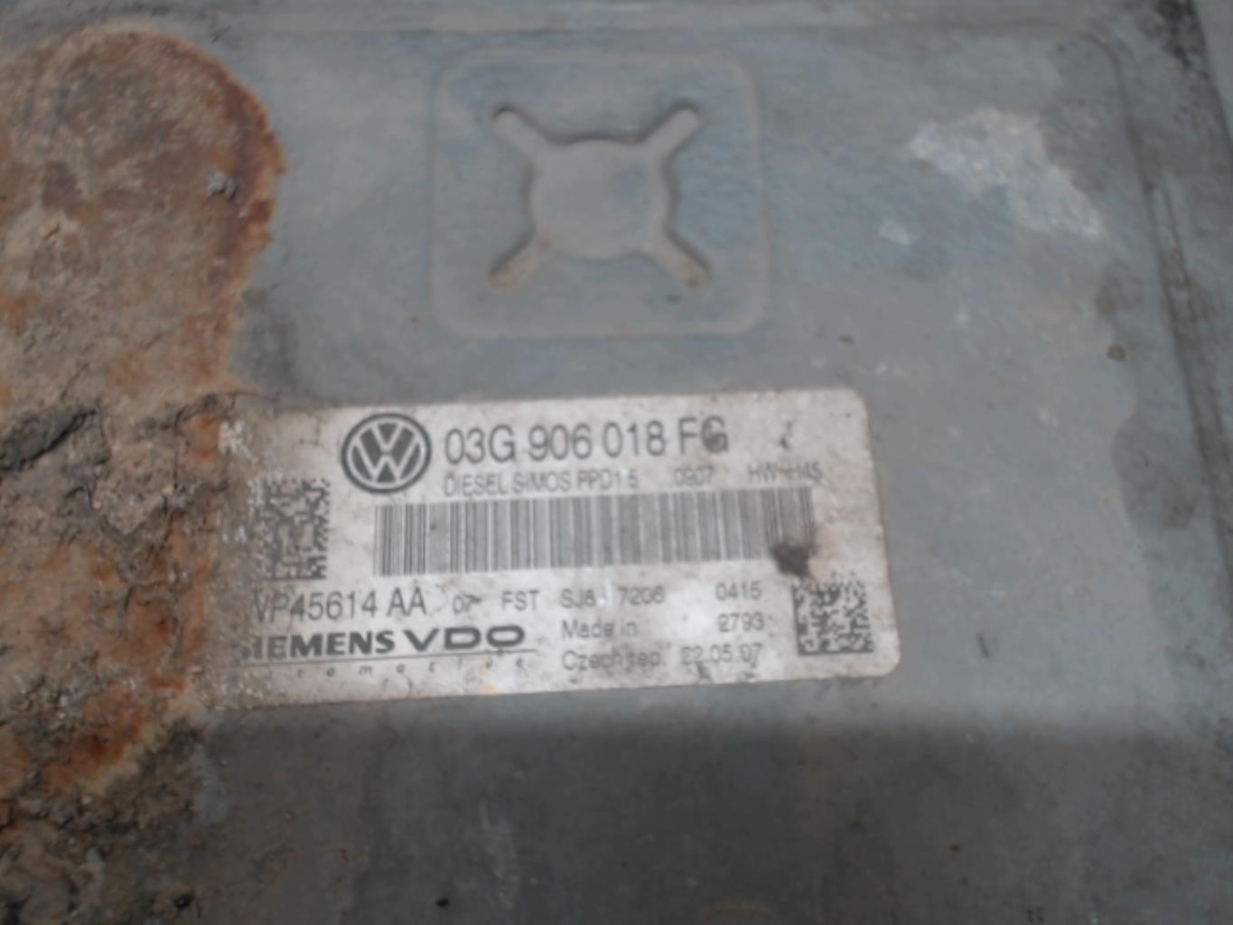 Calculateur VOLKSWAGEN PASSAT 5 BREAK Diesel - 1