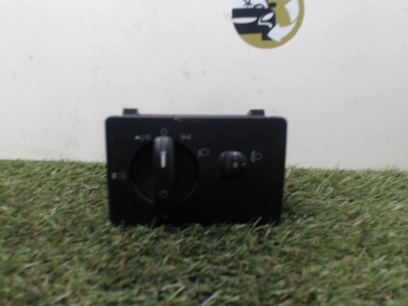 Commande de phare FORD FOCUS 2 PHASE 2 BREAK Diesel - 1