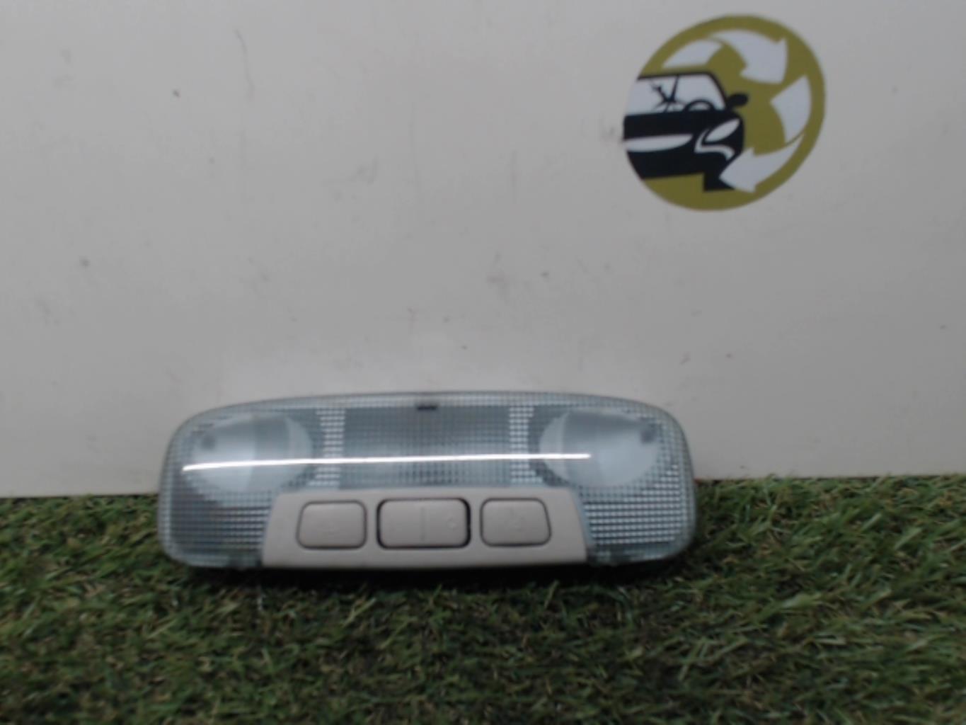 Eclairage de plafonnier FORD FOCUS 2 PHASE 2 BREAK Diesel - 1