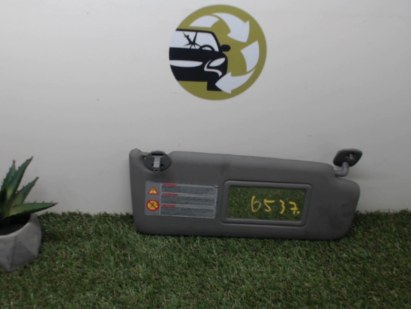 Pare soleil droit RENAULT CLIO 2 PHASE 2 Diesel - 1