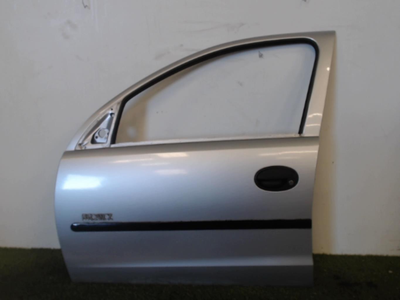Porte avant gauche OPEL CORSA C PHASE 1 Diesel - 1