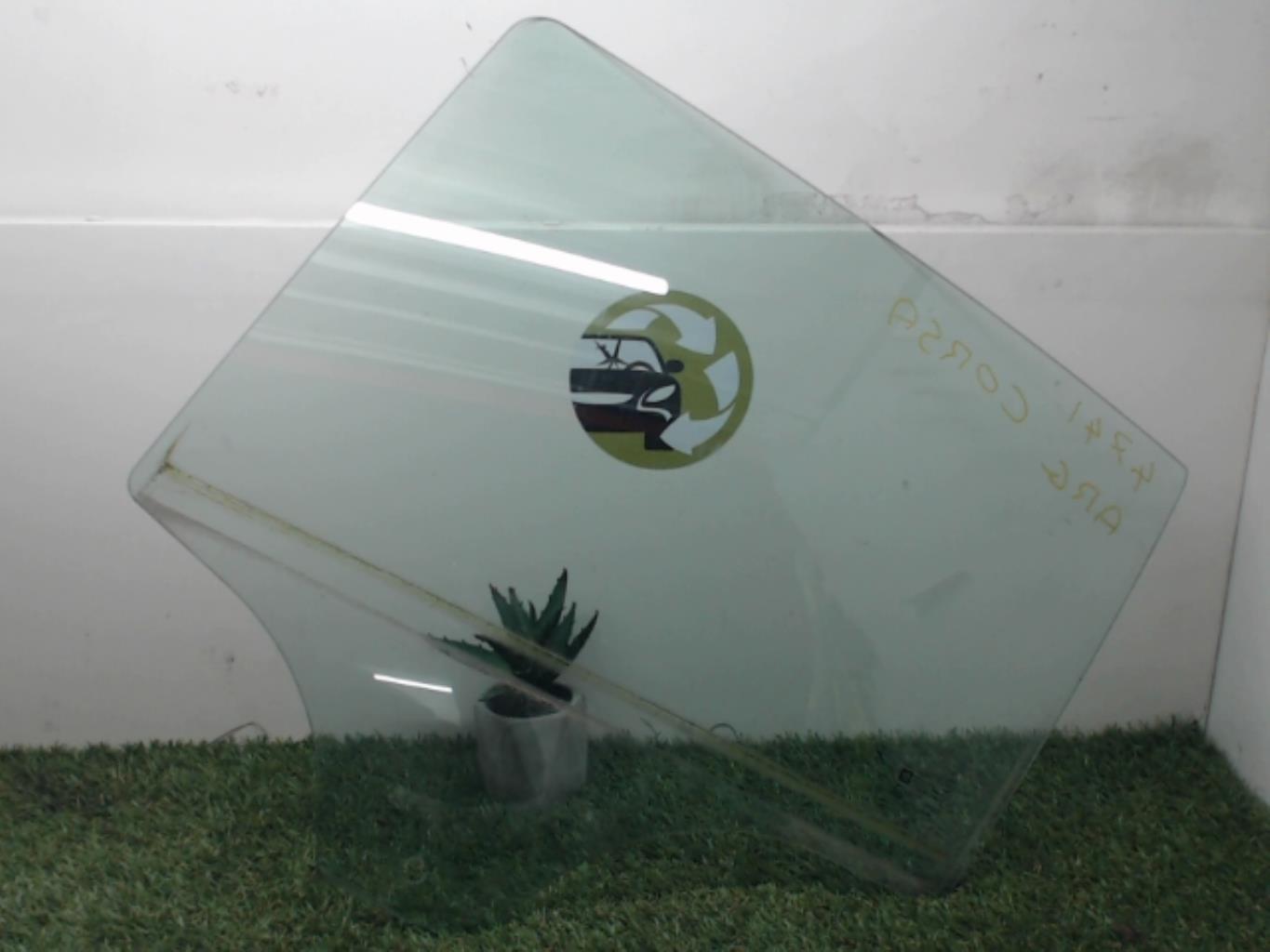 Vitre arriere gauche OPEL CORSA D PHASE 2 Essence - 1