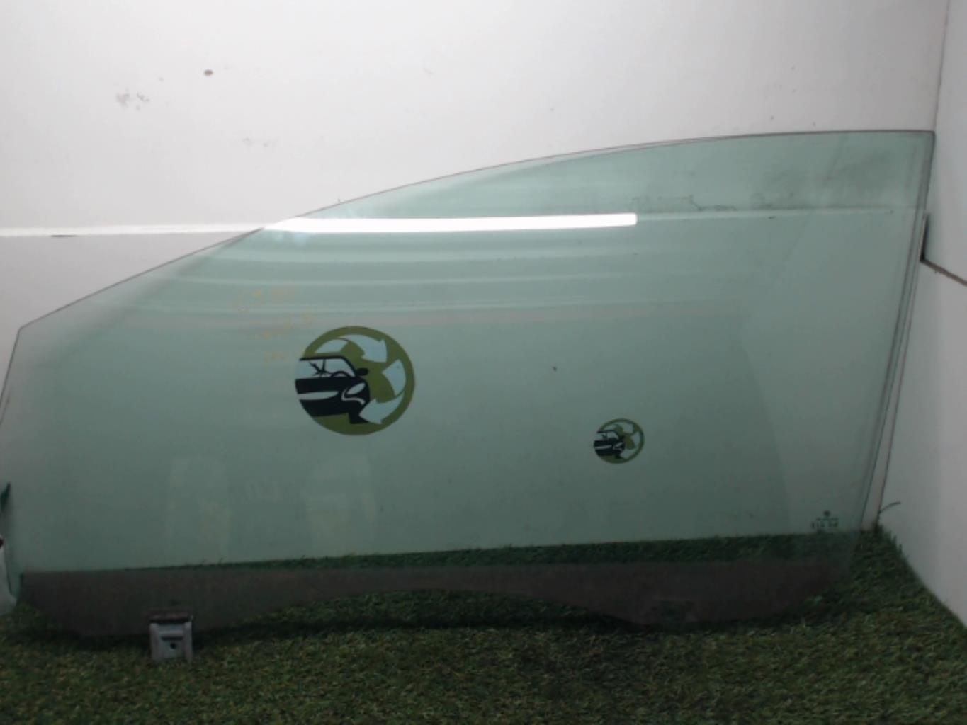 Vitre avant gauche VOLKSWAGEN GOLF PLUS PHASE 1 Diesel - 1