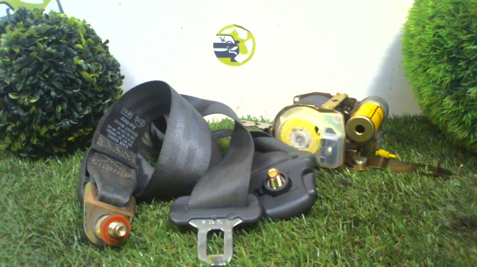 Ceinture avant droit HYUNDAI TRAJET Diesel - 1