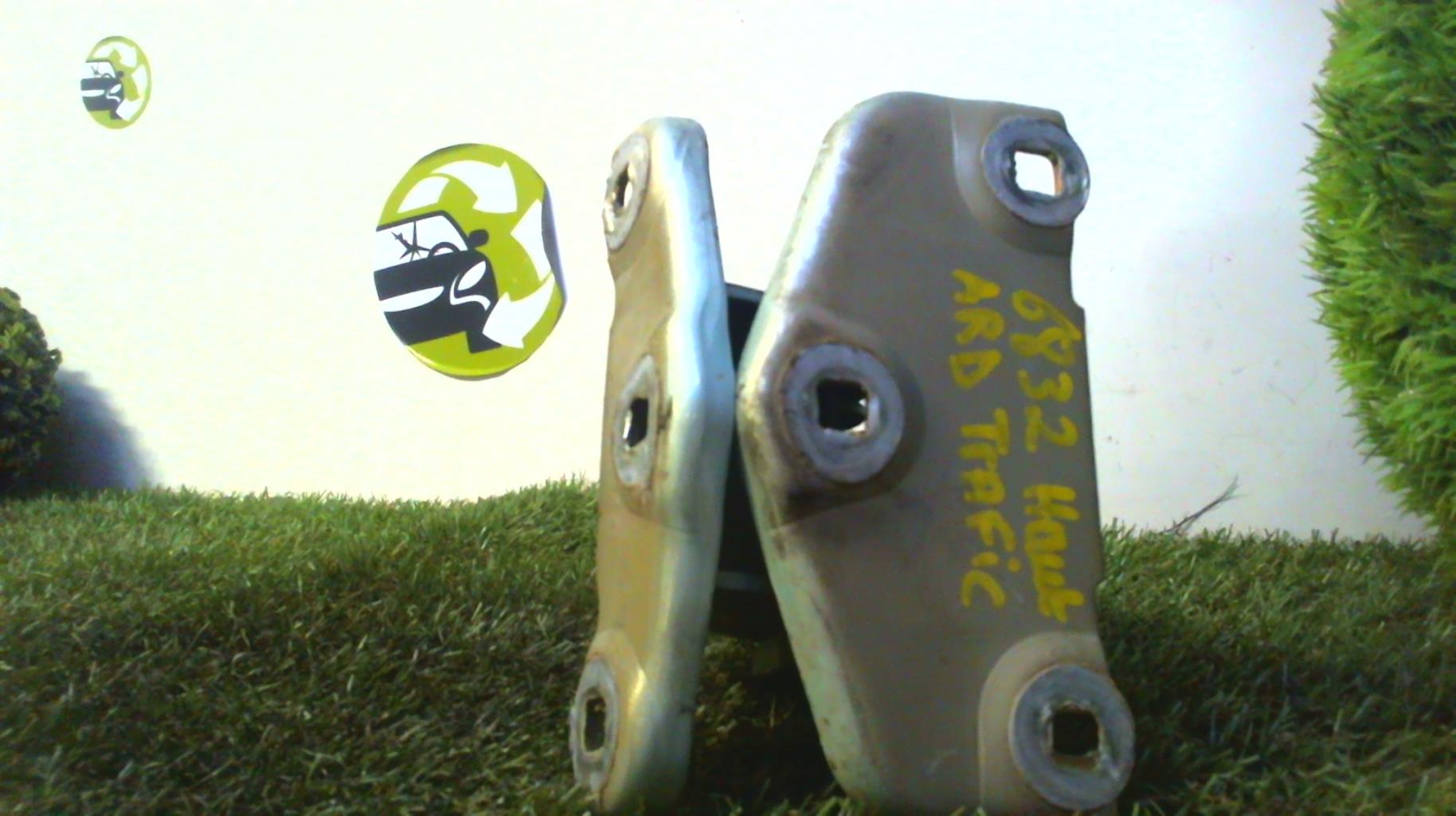 Charniere de porte arriere droit RENAULT TRAFIC 2 PHASE 1 Diesel - 1