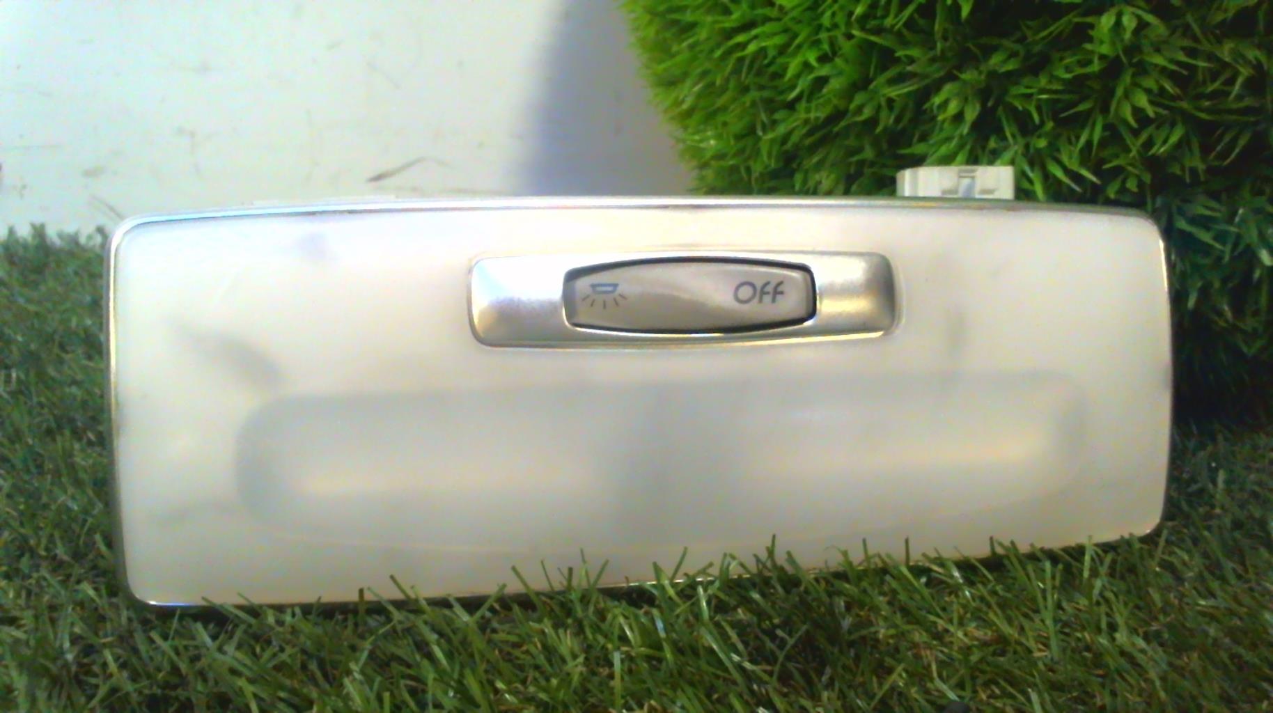 Eclairage de plafonnier RENAULT LAGUNA 3 PHASE 1 Diesel - 1