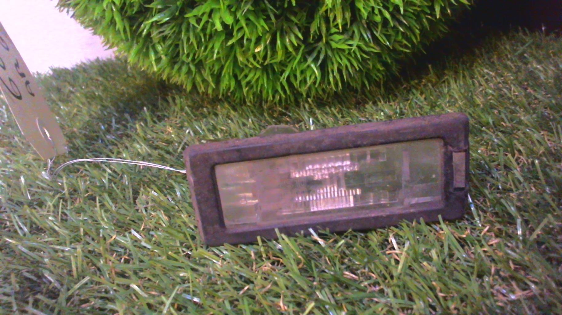 Eclairage de plaque RENAULT MODUS PHASE 1 Diesel - 1