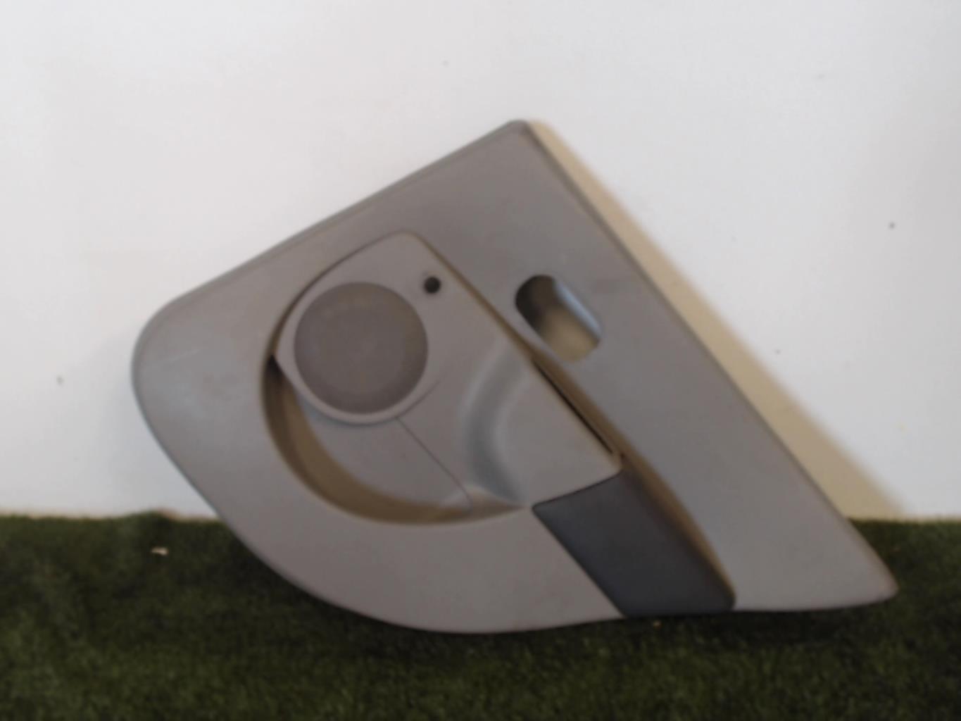 Panneau de porte arriere droit RENAULT MODUS PHASE 1 Diesel - 1