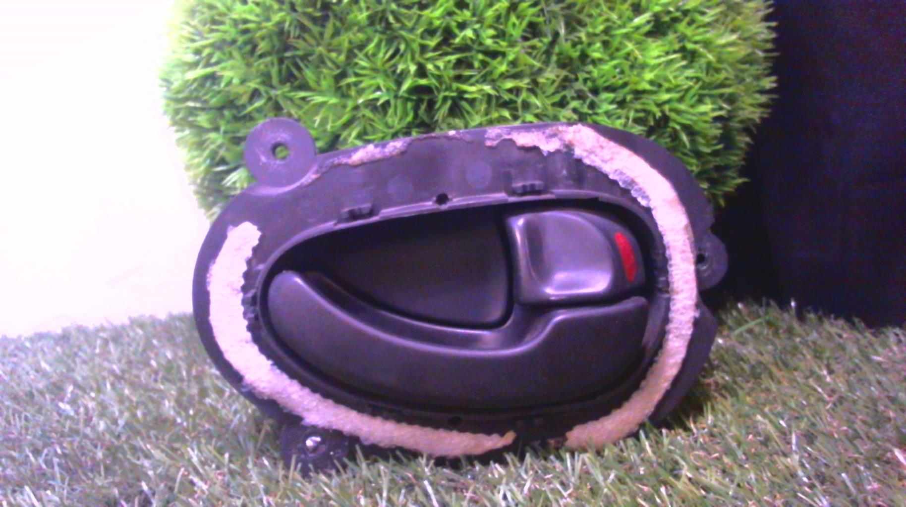 Poignee interieur avant droit PEUGEOT 406 PHASE 2 Essence - 1