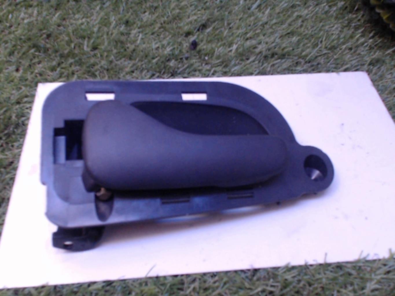 Poignee interieur avant gauche RENAULT ESPACE 3 Essence - 1