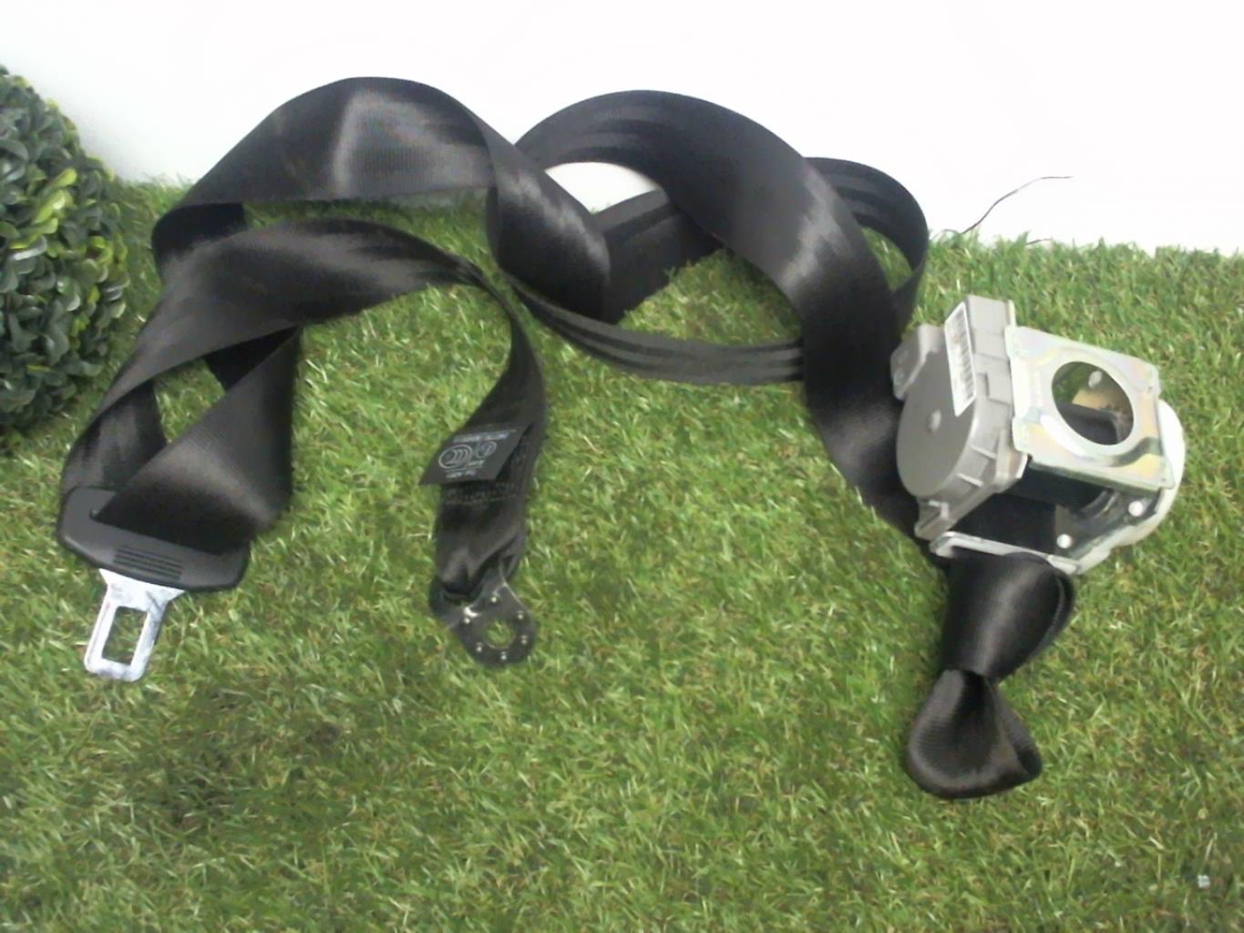Ceinture arriere droit AUDI TT 2 COUPE PHASE 1 Essence - 1