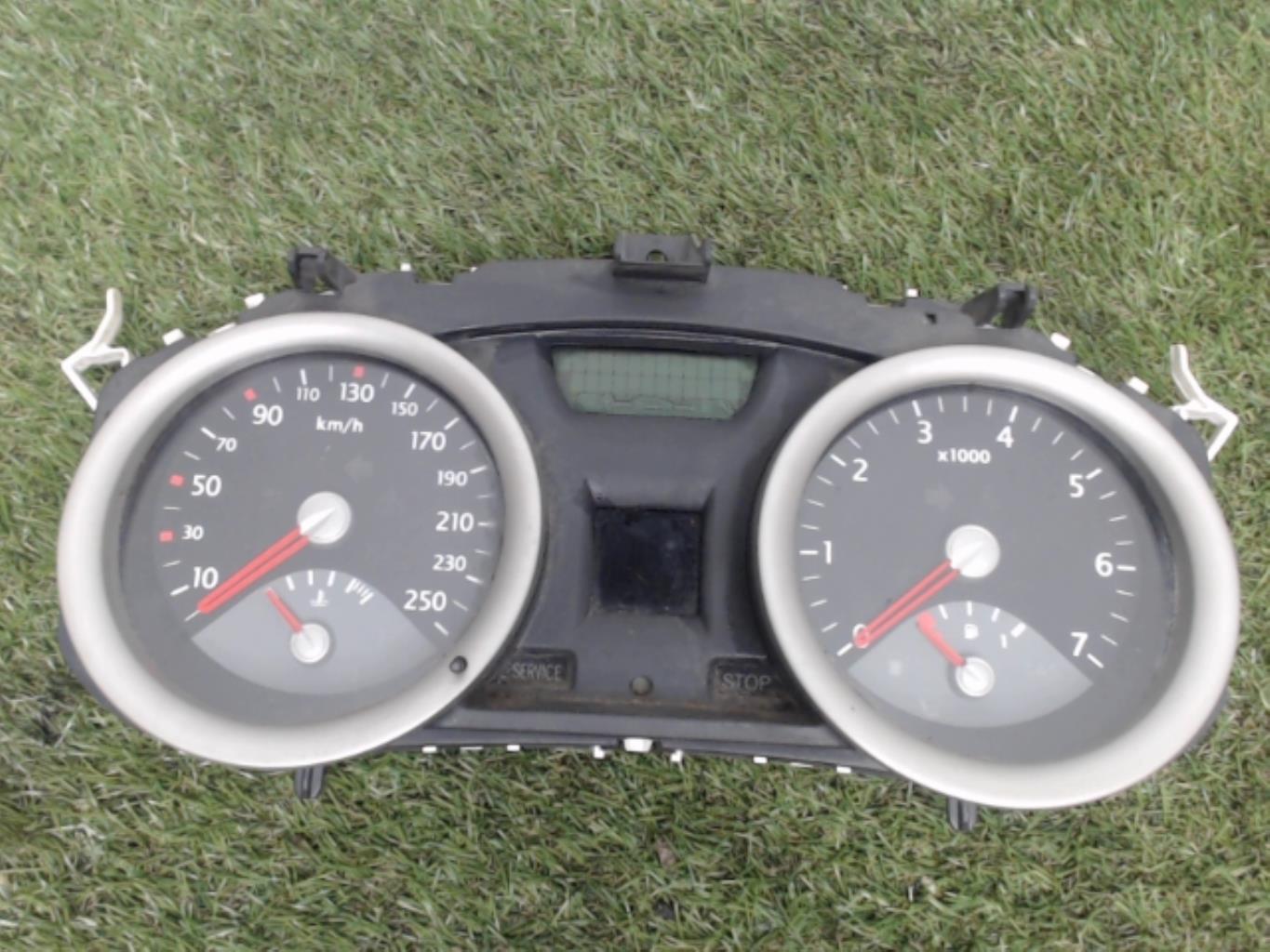 Compteur RENAULT MEGANE 2 PHASE 1 CABRIOLET Essence - 1