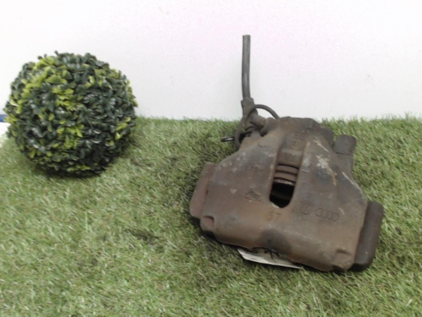Etrier avant gauche (freinage) AUDI A4 1 PHASE 1 Diesel - 1
