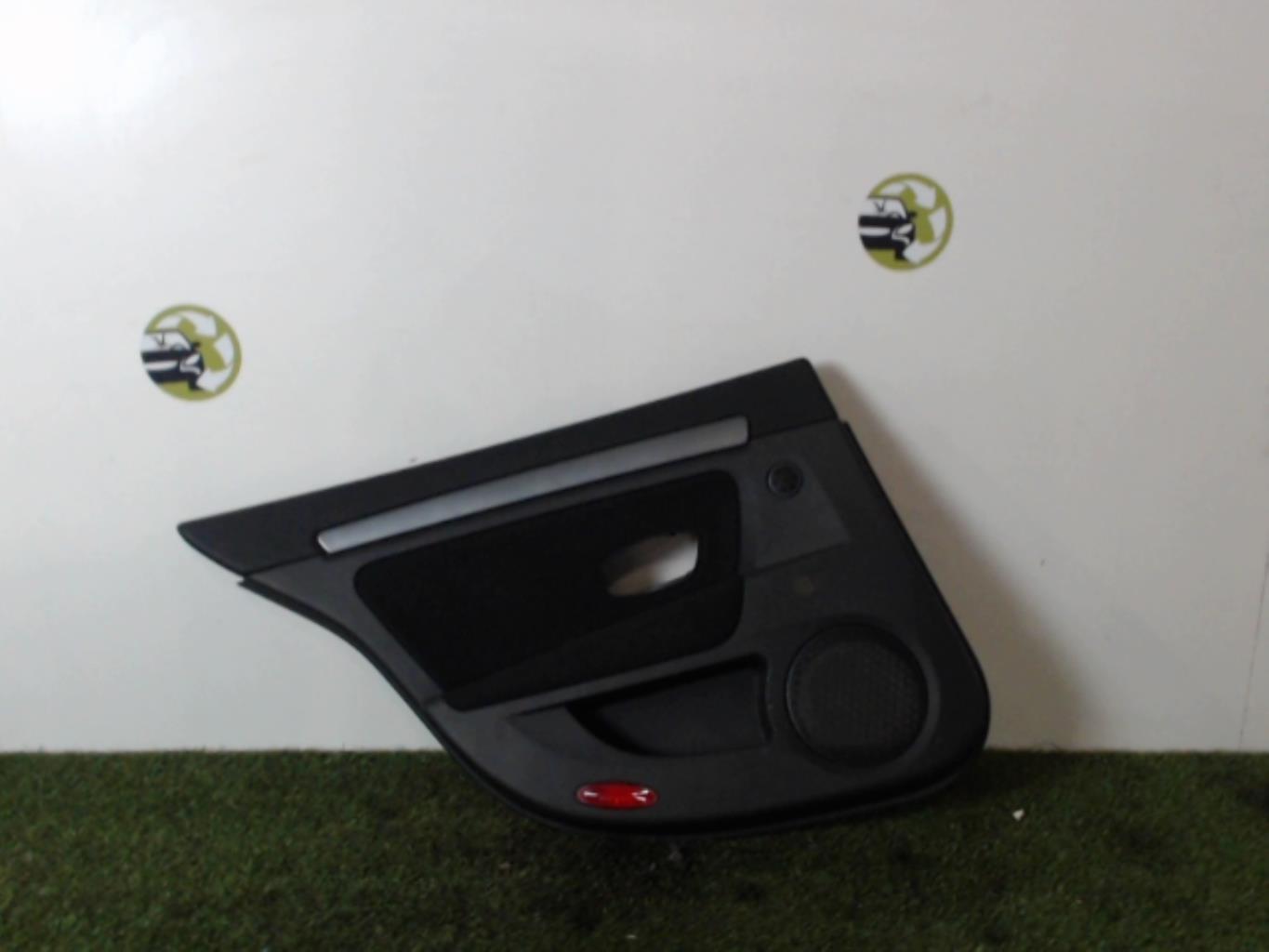 Panneau de porte arriere gauche RENAULT LAGUNA 3 PHASE 1 Diesel - 1
