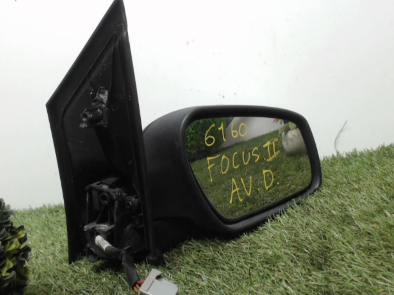 Retroviseur droit FORD FOCUS 2 PHASE 1 BREAK Diesel - 1