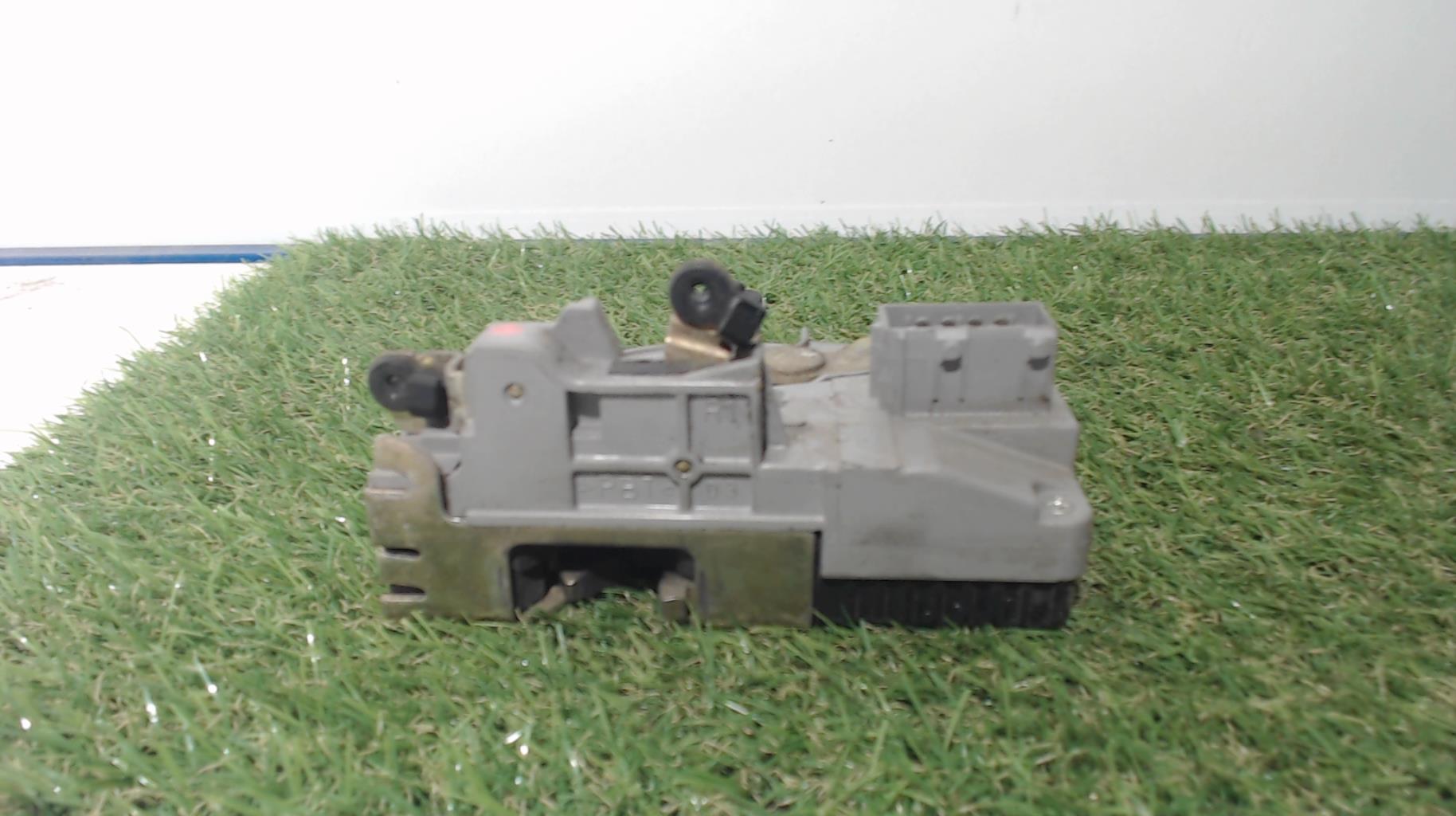 Serrure avant droit PEUGEOT 406 PHASE 2 Essence - 1
