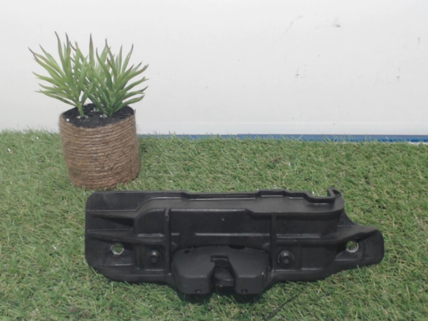 Serrure de hayon CITROEN C2 PHASE 1 Essence - 1