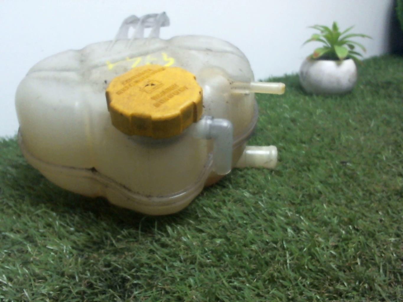 Vase d'expansion OPEL CORSA D PHASE 2 Essence - 1