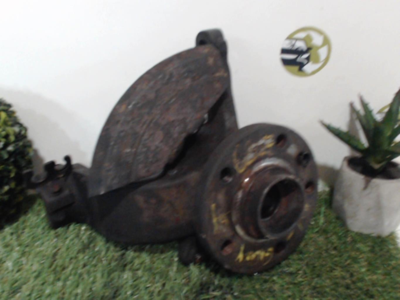 Moyeu avant gauche FORD GALAXY 1 PHASE 1 Diesel - 1