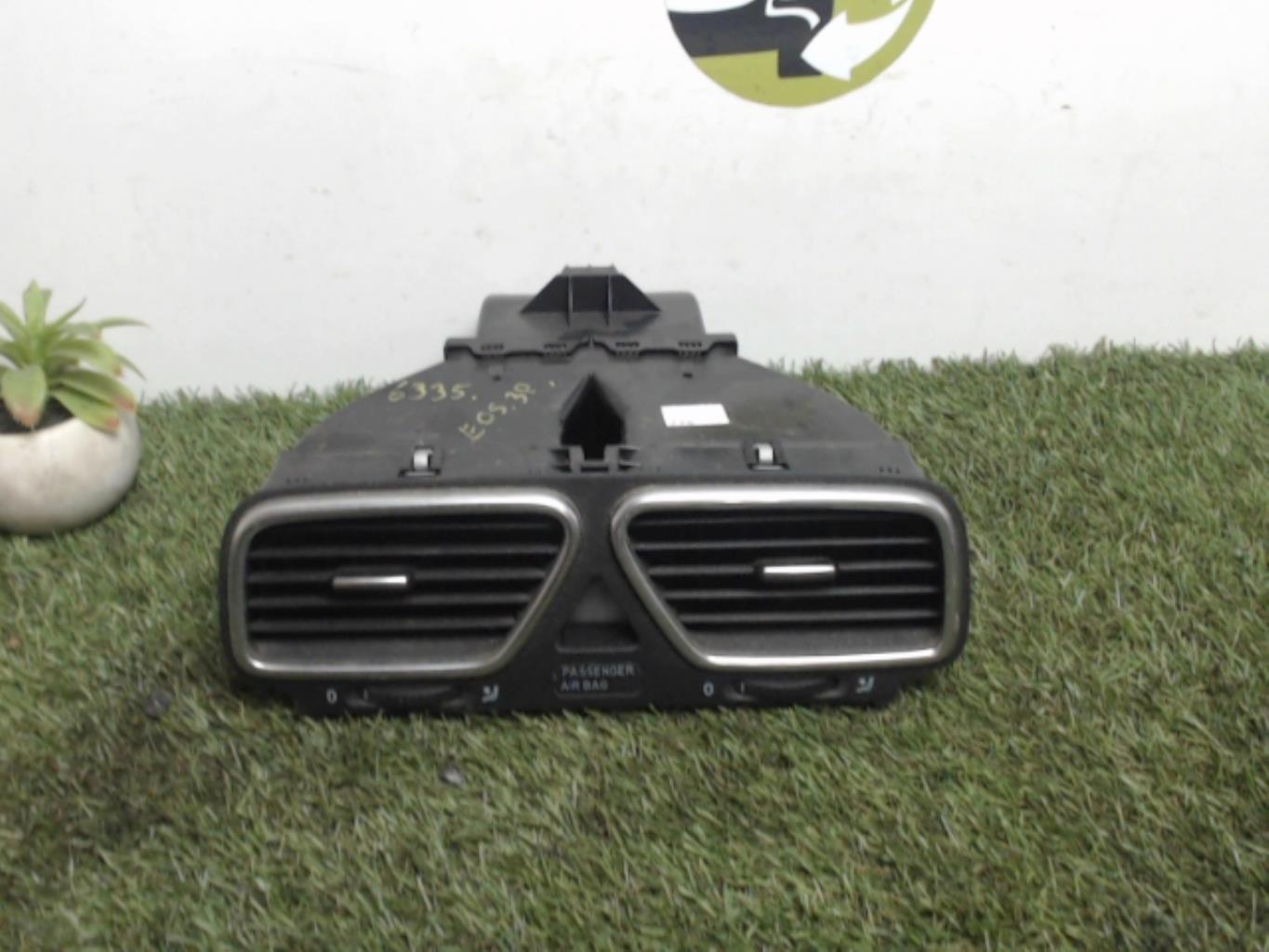 Aerateur tableau de bord VOLKSWAGEN EOS CABRIO PHASE 1 Essence - 1