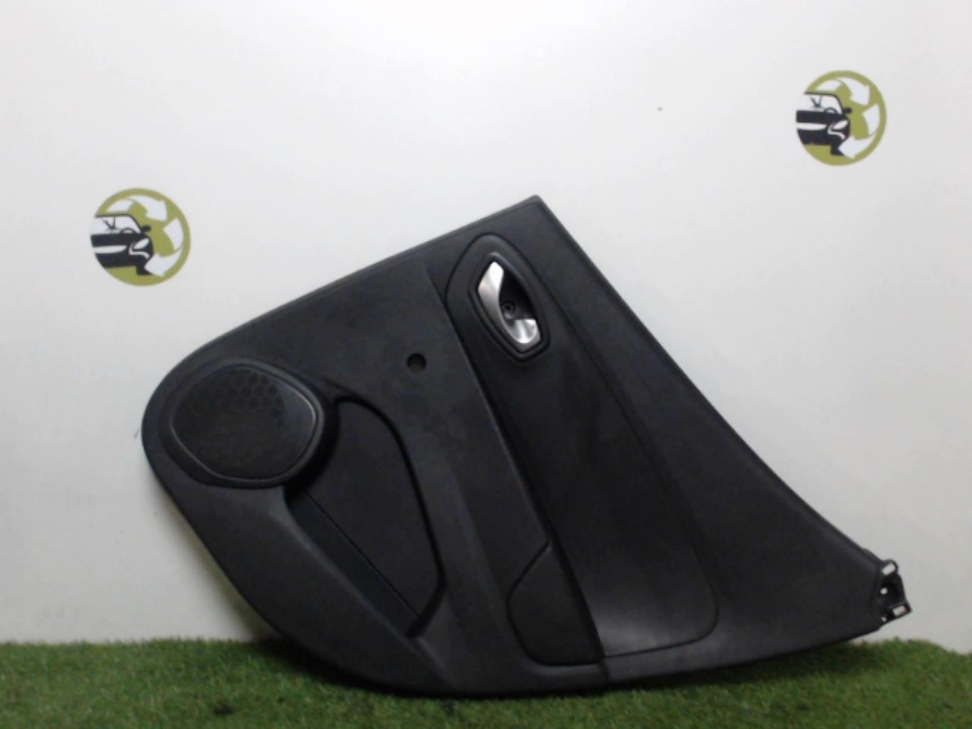 Panneau de porte arriere droit RENAULT CLIO 4 PHASE 2 Essence - 1