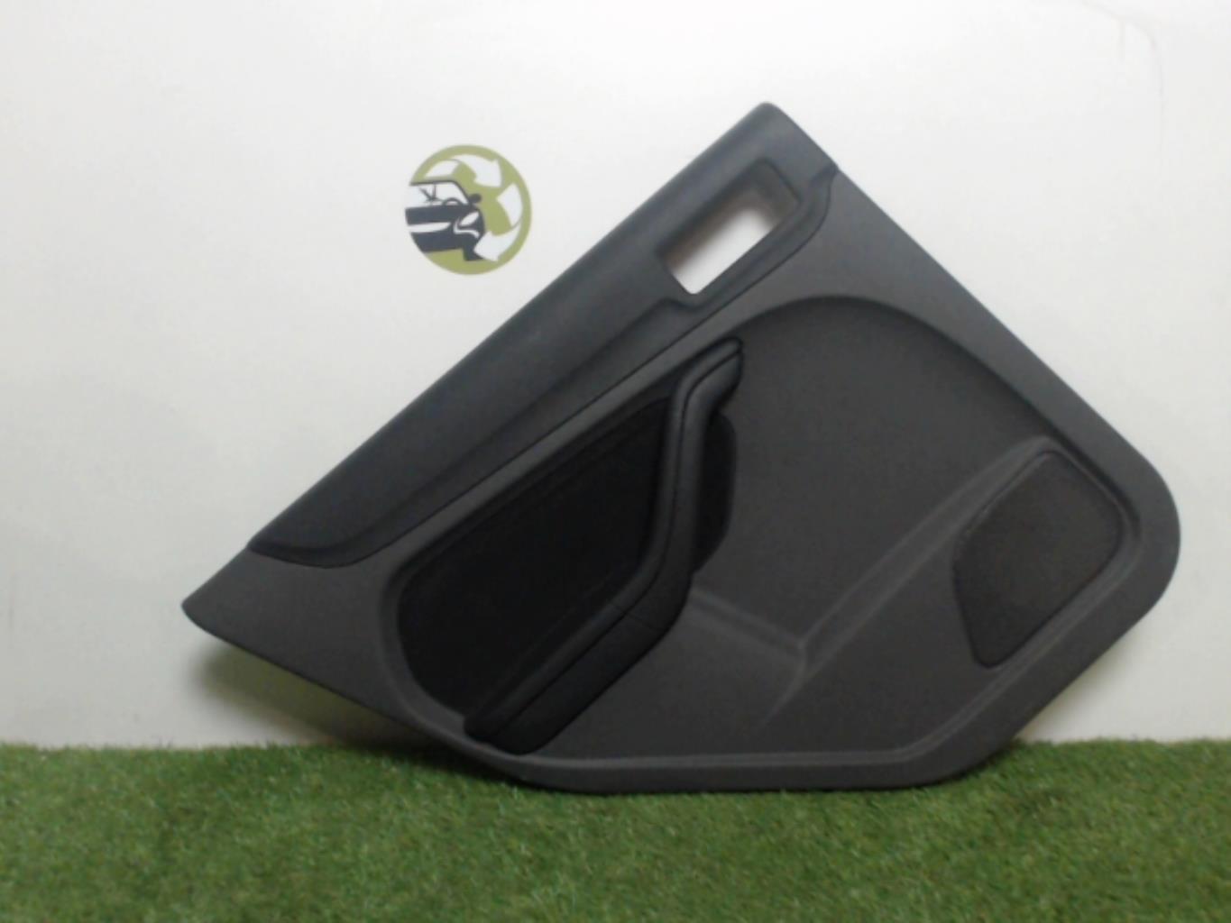 Panneau de porte arriere gauche FORD FOCUS 2 PHASE 1 Diesel - 1
