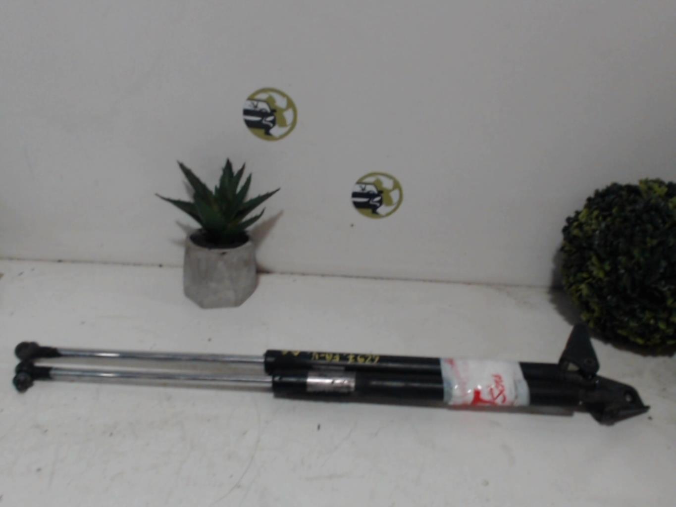 Verin de coffre HONDA FR-V Diesel - 1