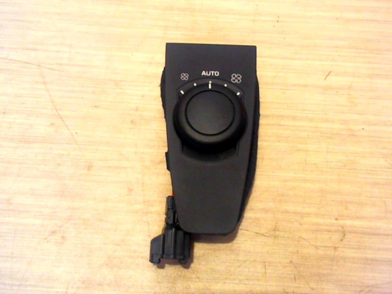 Bouton/Interrupteur CITROEN C4 PICASSO 1 Diesel - 1