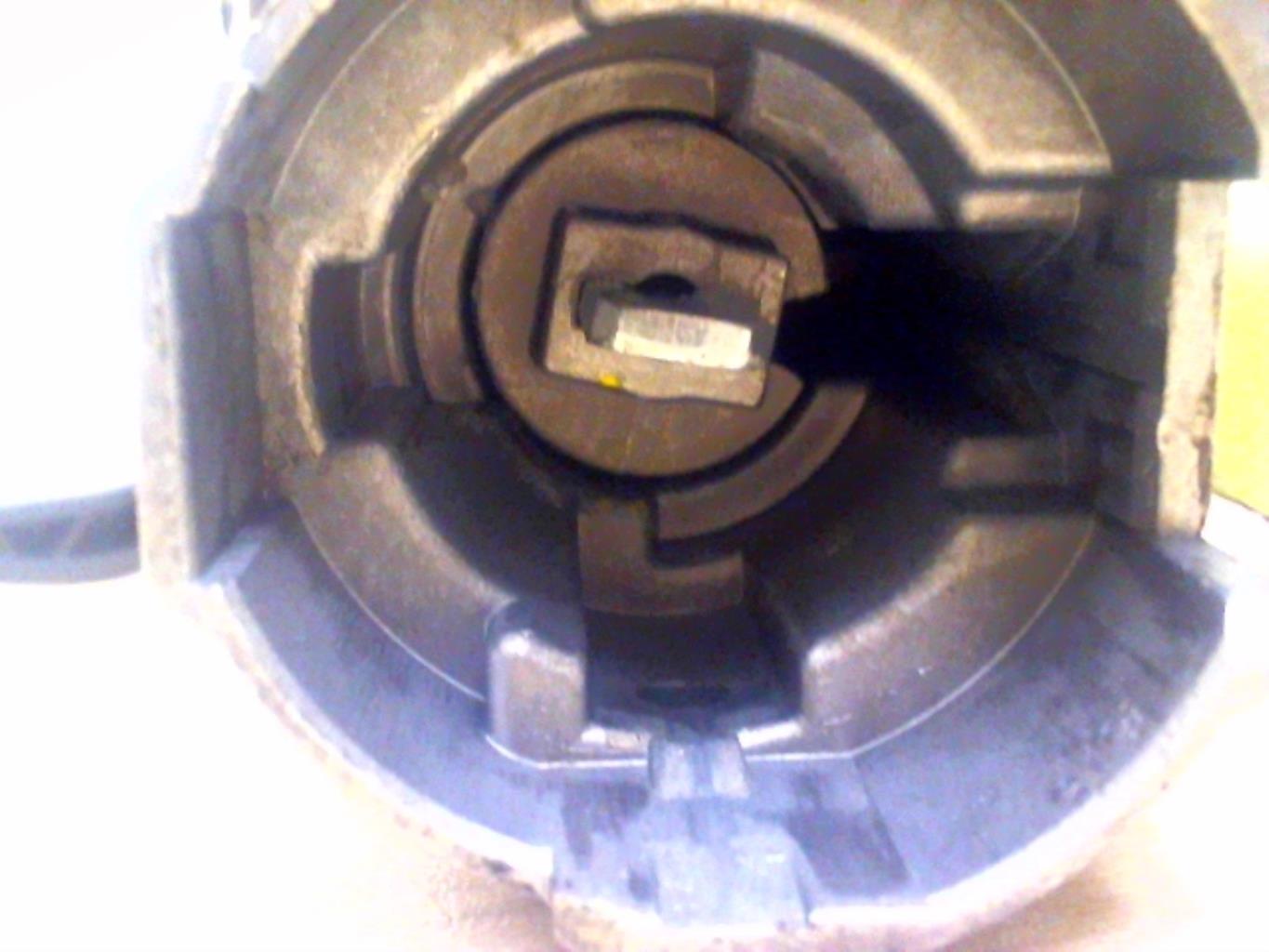 Colonne de direction HYUNDAI I 20 2 PHASE 1 Essence - 1
